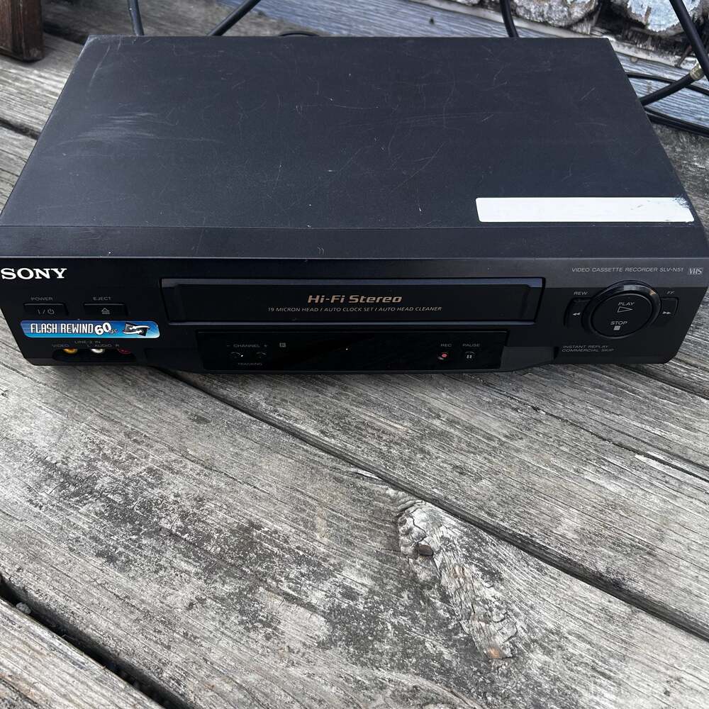 Sony SLV-N51 Hi-Fi Stereo VHS Video Cassette Recorder VCR